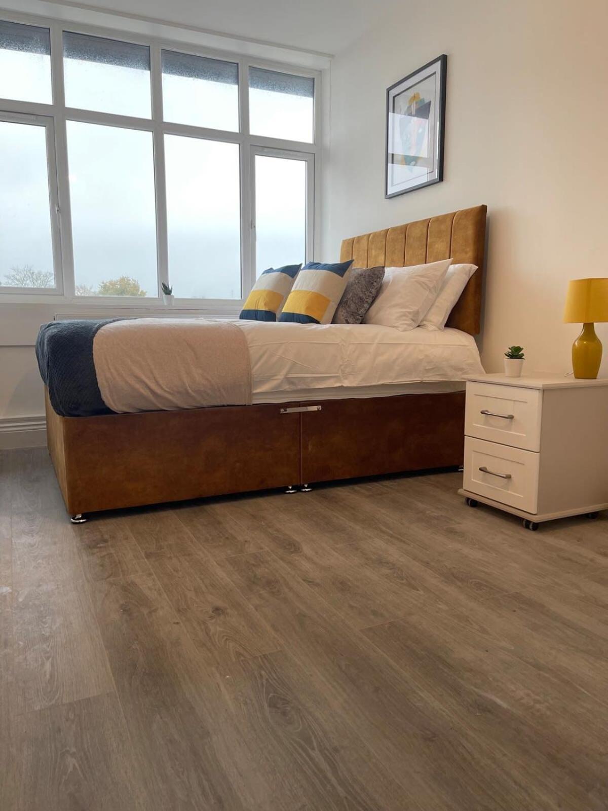 1 Bedroom Apartment - Flitwick - Contractor Friendly - Tourist Ready - Full Kitchen - Wifi - Smart Tv - Sofa Bed - Free Parking - Ideal For Short Or Long Stays Buitenkant foto